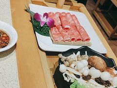 -煲大王猪肚鸡·椰子鸡火锅(红谷滩万达店)