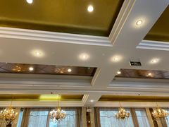 大堂-天外天美食广场(哈尔滨路店)