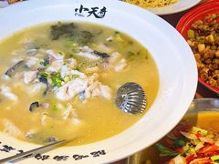 -严记小天府酸菜鱼(西四路店)