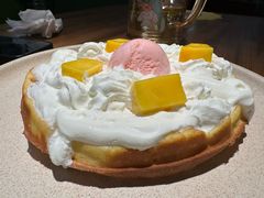 -Dragon Pizza•圆脸龙披萨·牛排餐厅