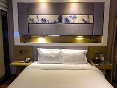 -麗枫酒店(武汉吴家山五环体育中心店)