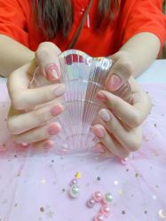 -伍小姐美甲美睫半永久
