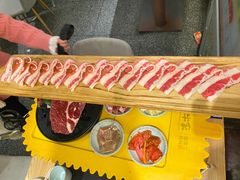 一米长盘牛五花-犟牛家·榴莲烤肉(五棵松店)