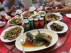 -鹏城人家海鲜酒家·23年老字号(较场尾店)