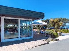 -Takapuna Beach Cafe