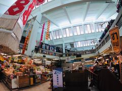 -瓦洛洛传统市场