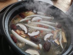 -濠轩阁特色生蚝火锅(水湾路店)