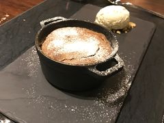 -恰餐厅及酒吧 CHAR Bar & Grill (北京丽都皇冠假日店)