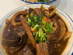 -CowCow其其·牛杂咖啡公司(六运店)
