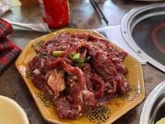 -黄利砖万峰林布依特色酸笋牛肉馆