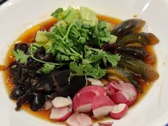 -香山湖家家宴(中山陵店)