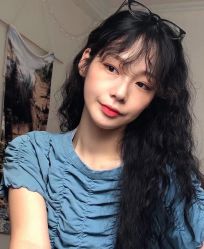 -苑苑发型设计