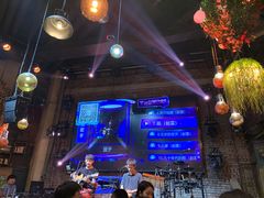 -胡桃里乐队酒馆(鎏嘉码头店)