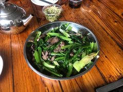 油麦菜炒鹅杂-大眼强五杯鹅·桑拿鸡煲