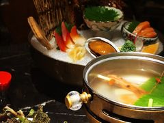 -半岛翡丽海鲜自助餐厅(观风亭店)