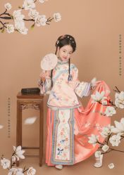 点击看大图 -后宫·古装汉服京剧儿童亲子全家福摄影