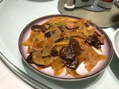 黄蘑土豆片-八府香鸭·啫啫煲(华山路店)