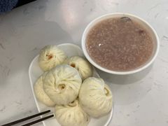 七品酱肉包-李与白包子铺(桐梓林店)