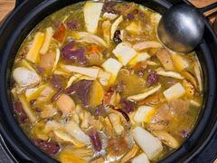 -一朵菌·野生菌探索家火锅(南亚店)