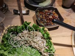 -湊湊火锅·茶憩(杭州湖滨银泰in77店)