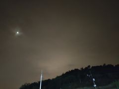 -鬼笑石后山停车场