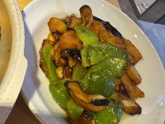 -关东小磨东北菜(上海长风大悦城店)