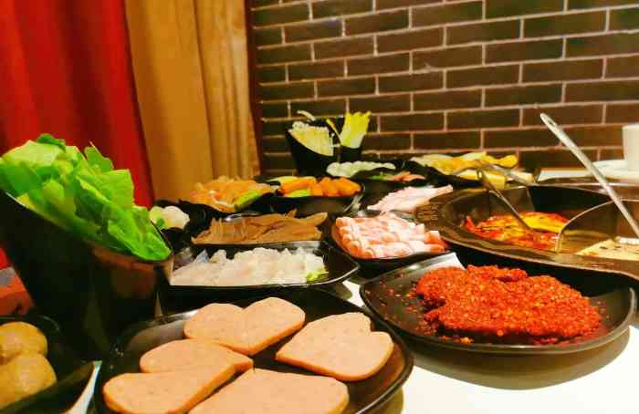 大蜀火锅(盈信广场店)-"[薄荷]环境:店面挺大,挺宽敞的!还有包.