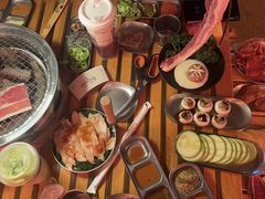 -叽叽扎扎烤肉场(生态城万达店)