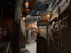 -暴风岛沉浸式体验馆(百联世纪店)