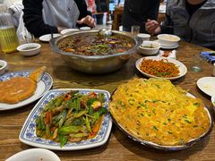 -乡土特色.冷锅鱼.牦牛肉汤锅