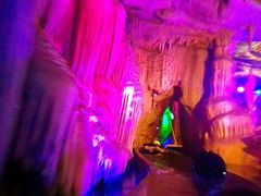 -泰安地下龙宫景区