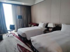 -广州天河希尔顿酒店