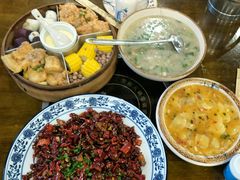 -黄桷树曹家私房菜(江与城店)