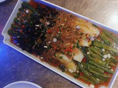 -巴特餐饮6加1音乐餐吧·新疆菜