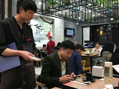 用餐区-安大叔拌饭(宝龙店)