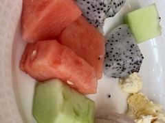 -湖景知味西餐厅•简餐轻食 自助餐(南京金茂威斯汀大酒店)