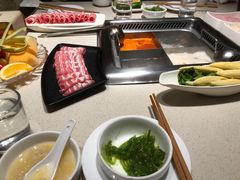-海底捞火锅鲜切牛肉主题店(长寿路店)