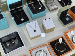 -109度二手奢侈品手表包包珠宝回收(新天地店)