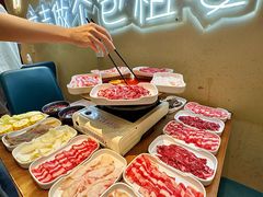 -天成·潮州牛肉脆肉鱼生蚝自助火锅