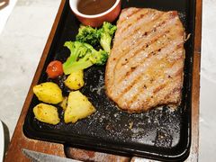 西冷牛排-必胜客(WOW南雄店)