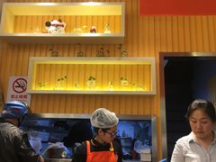 -小蛮椒麻辣烫·麻辣拌(青浦宝龙店)