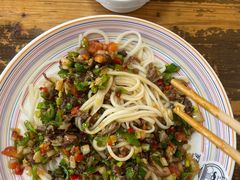 -歹歹的加个面过油肉拌面
