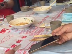 -肥肥虾庄·金牌油焖大虾(杨园滨江时代walk店)