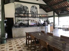 -喜洲吧·江畔老船厂·庭院餐厅(喜临院店)