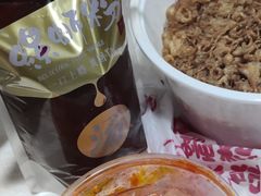 -柳州肥姨妈大骨螺蛳粉(东靖路店)