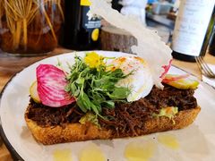 慢煮牛肉温泉蛋吐司-O'mills Sourdough Bakery&Bistro(永嘉路店)