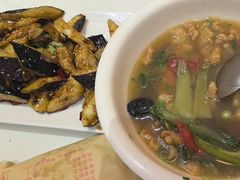 -鲁南仔·滕州炒鸡(经三路店)