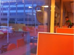 -德克士(亚中商城店)