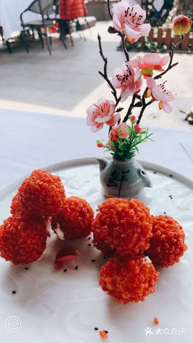 柳莺湖上·湖景餐厅·江南菜(西湖店)杨梅鳕鱼球图片