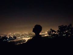 -鬼笑石后山停车场